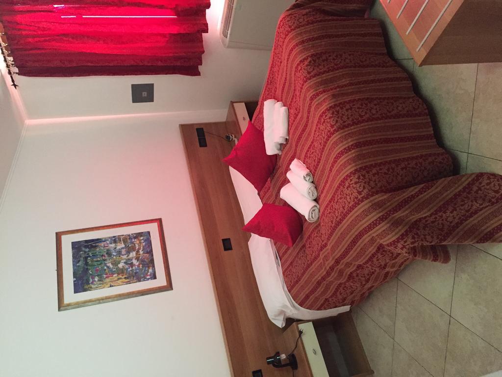 Hotel Le Corti Pitstop Φεράρα Εξωτερικό φωτογραφία